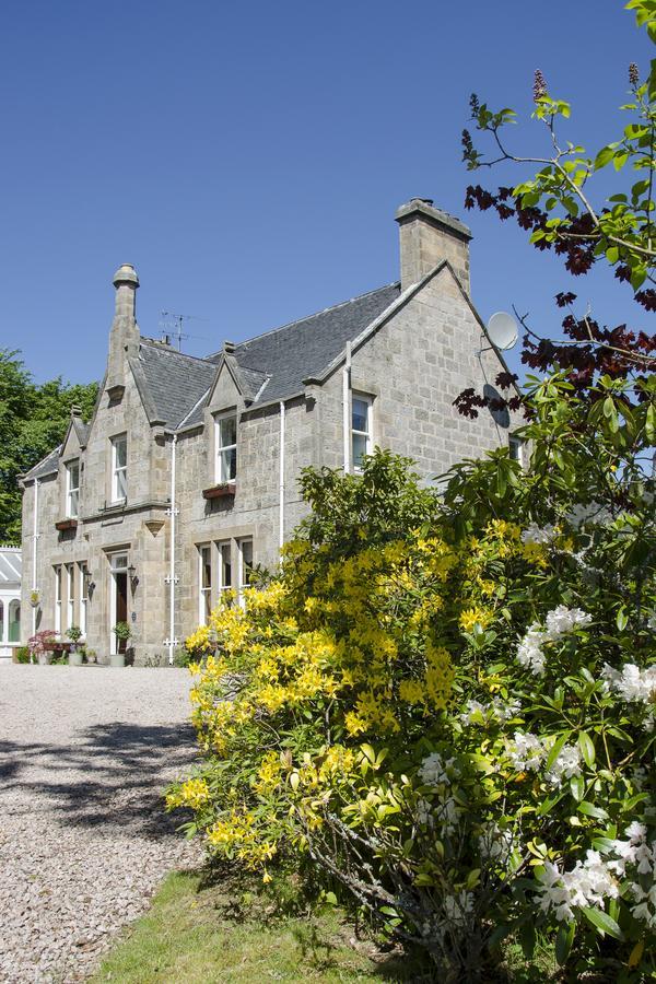 Ravenscourt House, Guest House Grantown-on-Spey Exterior photo